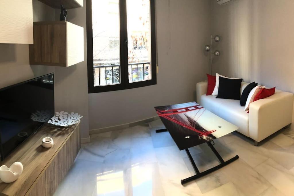 Апартаменты Apartamento Junto A Catedral Гранада Экстерьер фото