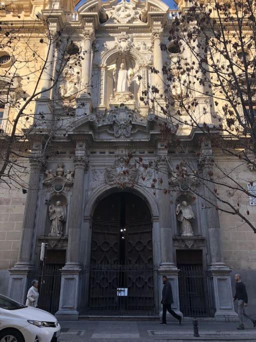 Апартаменты Apartamento Junto A Catedral Гранада Экстерьер фото