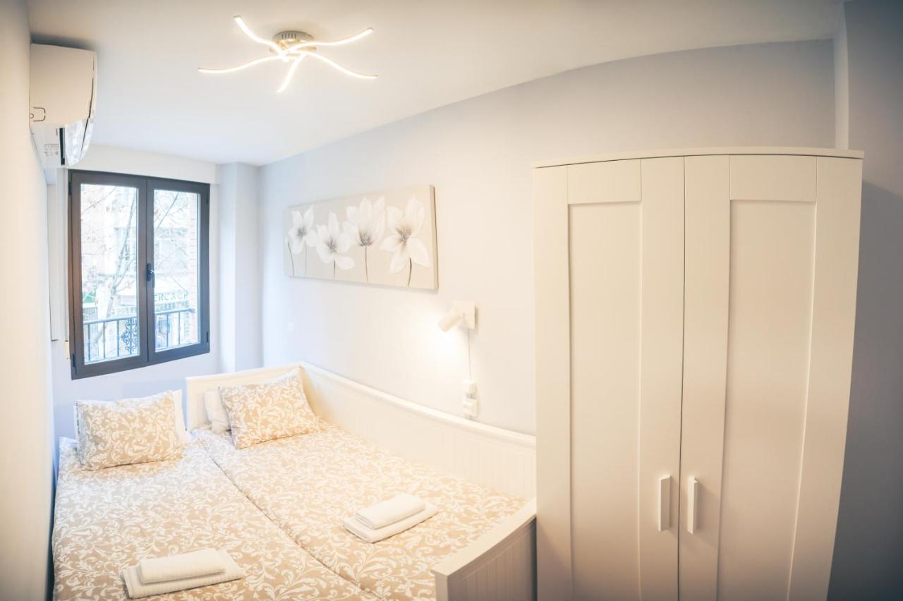 Апартаменты Apartamento Junto A Catedral Гранада Экстерьер фото